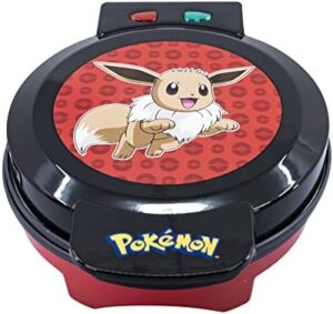 Uncanny Brands Pokémon Eevee Waffle Maker - Make Bounty Eevee Waffles - Kitchen Appliance