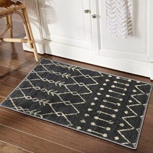 COZYLOOM Area Rug 2x3 Vintage Geometric Front Door Mat Indoor Entryway Rug Moroccan Trellis Doormat Tribal Floral Kitchen Mat Non-Slip Distressed Small Rug Low Pile Non-Shed Living Room Bedroom Grey